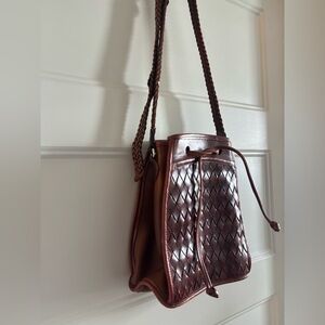 Vintage Brighton brown leather bucket bag with adjustable straps